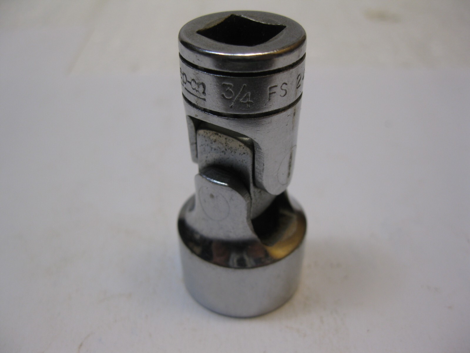 Snap-on tools 3/»8 drive 3/4 SAE 6 point swivel socket FS24 Nice!