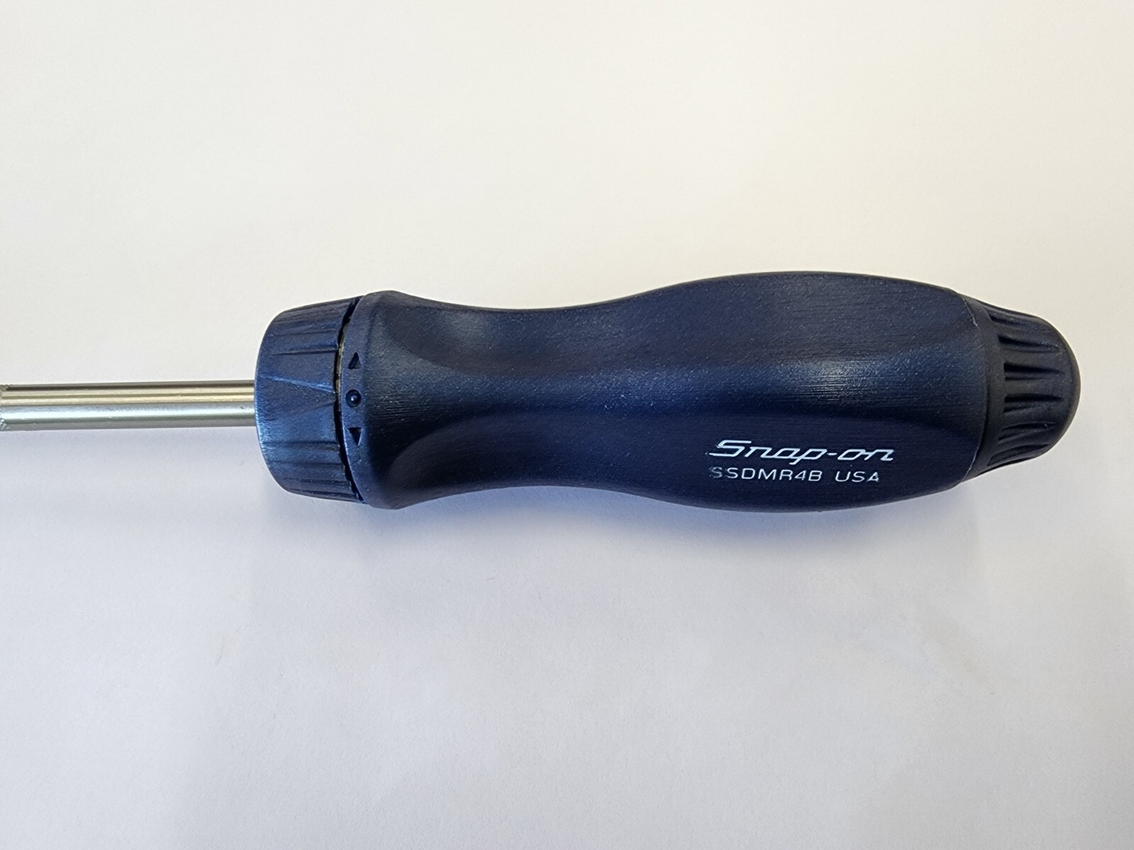 Snap-on Tools NEW POWER BLUE Hard Grip 8″ Shaft Ratcheting Screwdriver SSDMR8AMB