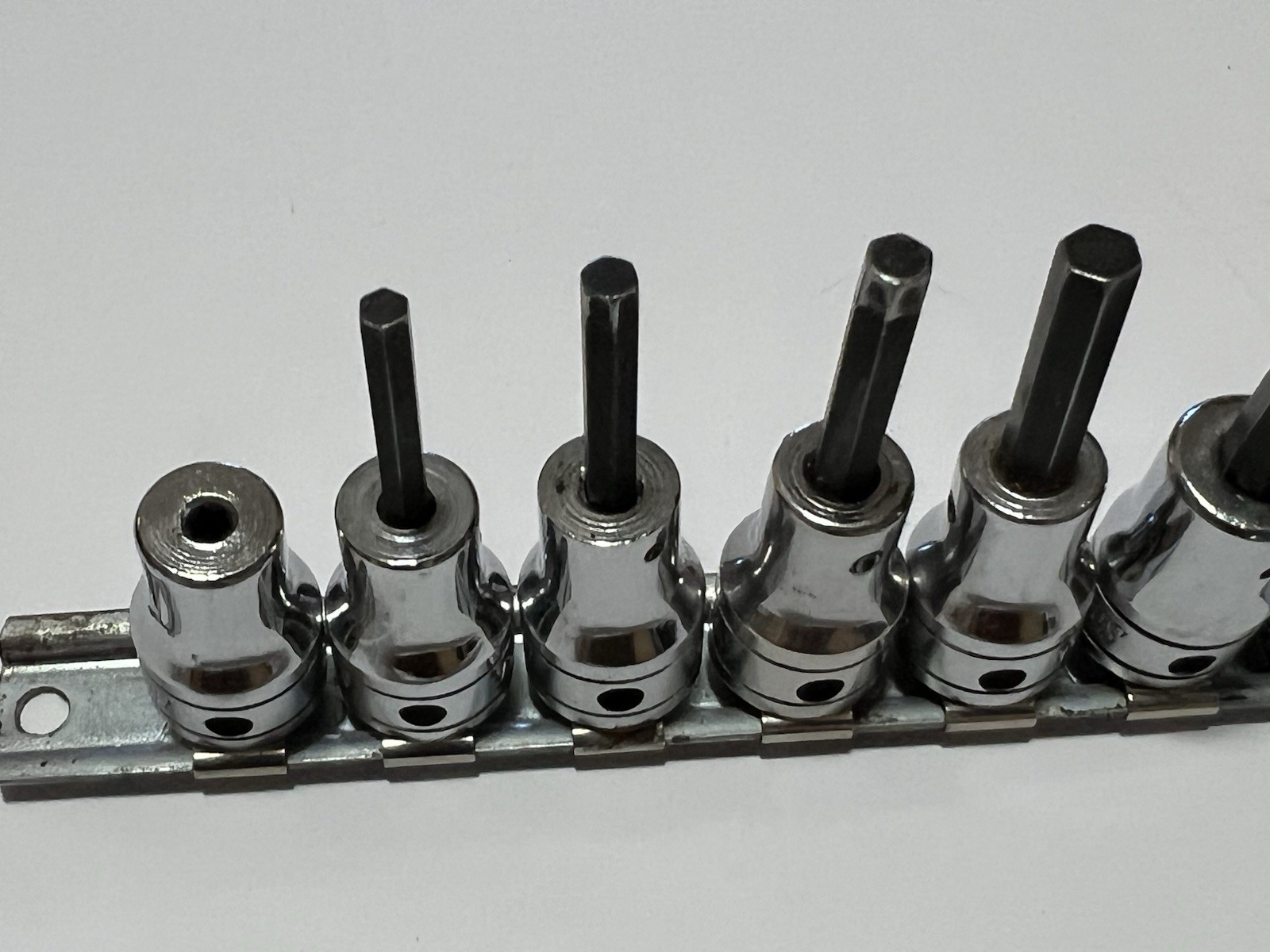 Snap On 208FAY SAE 3/8 Drive Hex Bit Socket Driver Set 8 pc 1/8 – 3/8 USA