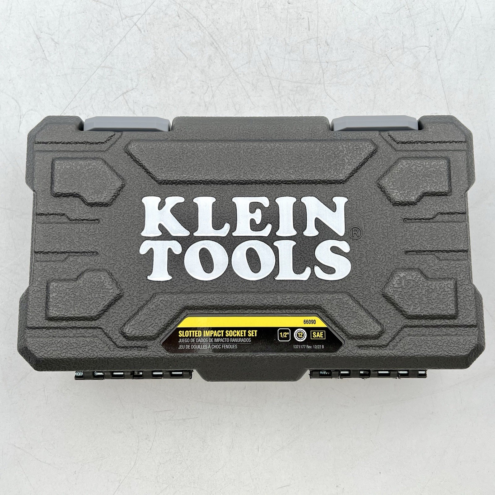 Klein Tools 66090 2-In-1 Slotted Impact Socket Set, 12-Point, 6pc 1/2″ Drive SAE