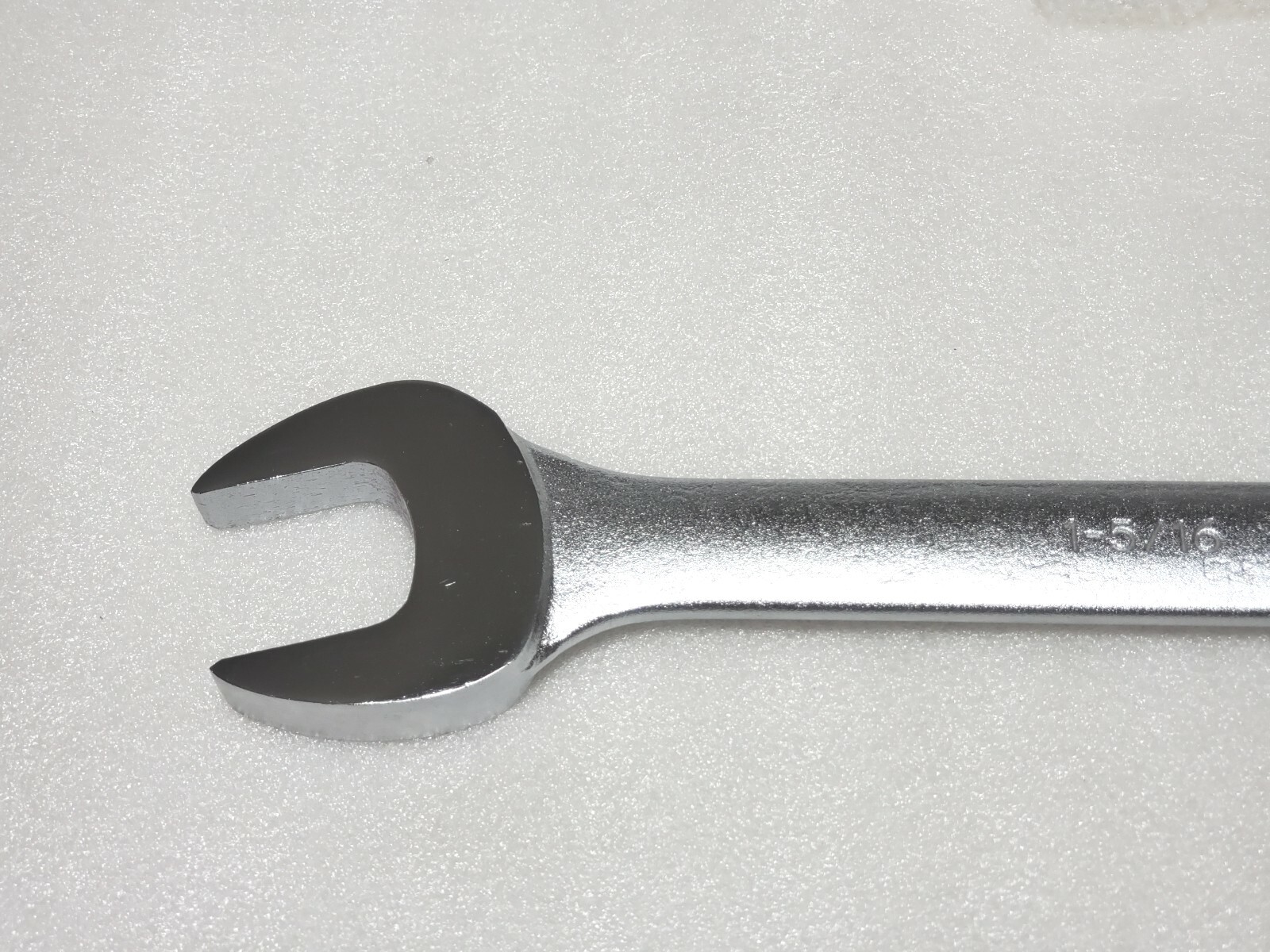 Proto 1242 Professional 1-5/16″ SAE 12 Point Standard Handle Combination Wrench
