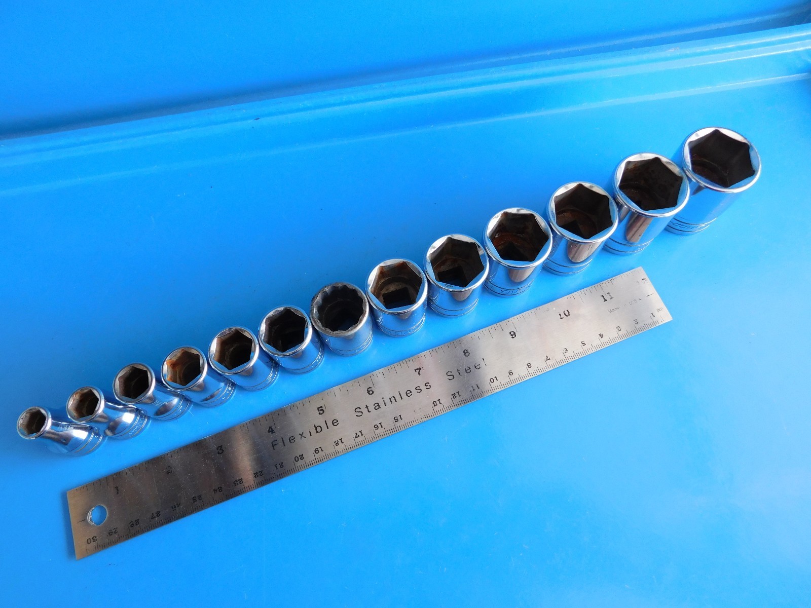 USED, SNAP ON TOOLS 13 PC. 1/2 IN. DR. SHORT SOCKET SET 3/8 IN THRU 1-1/8 IN.