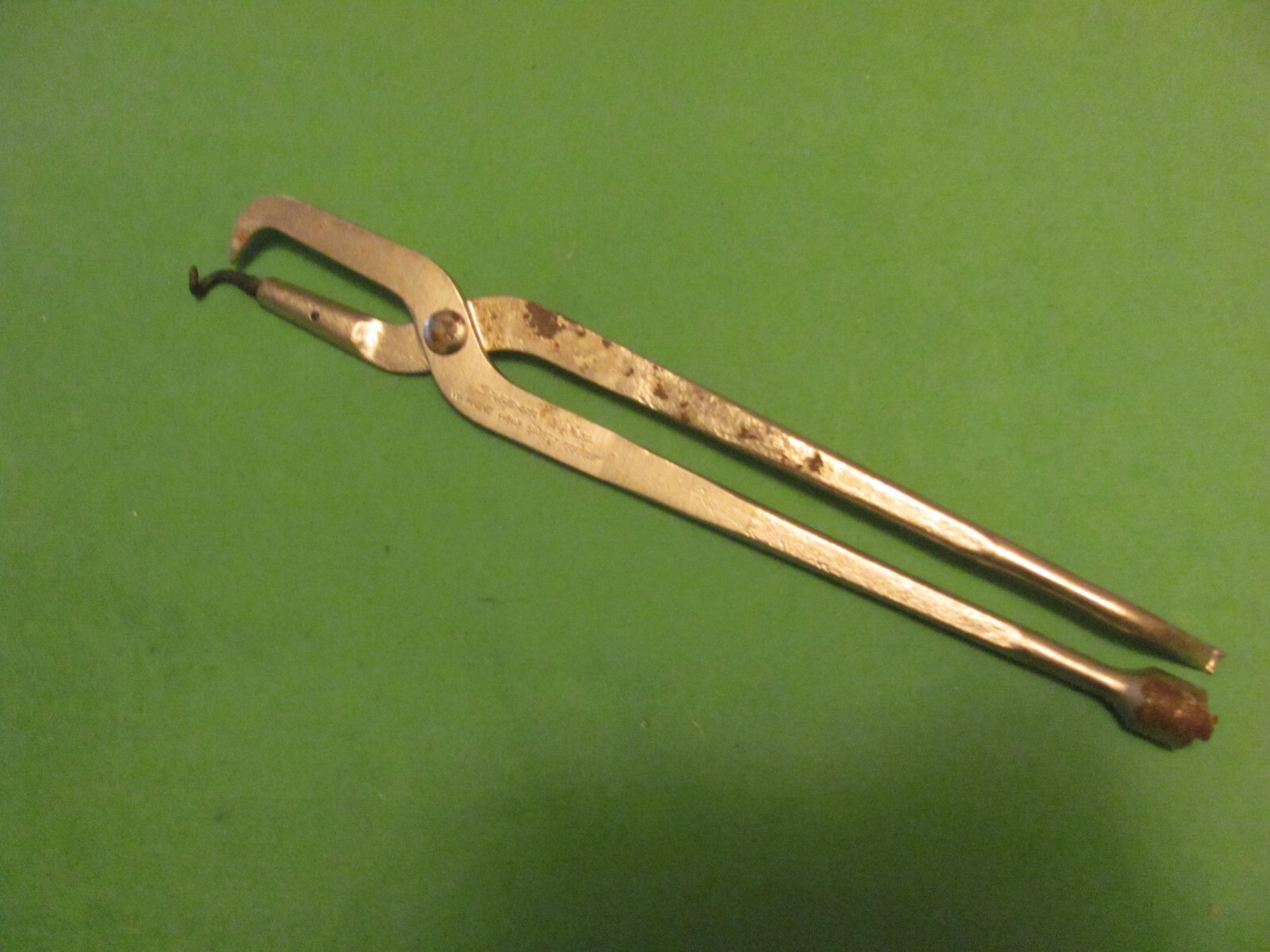 Vintage Snap on Brake Spring Remover Tool No.131A. USA.