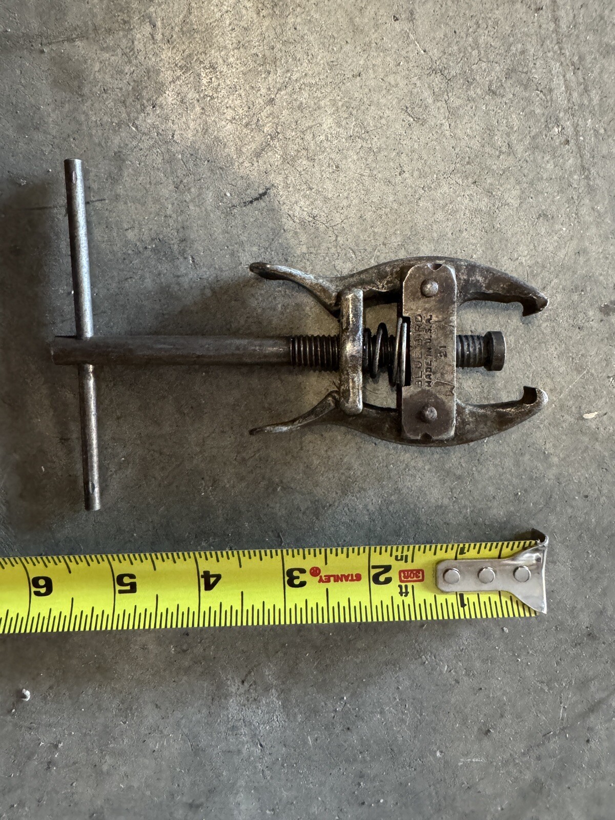 Blue Bird 21 Spring Loaded Battery Terminal Puller Extractor USA Made Vintage