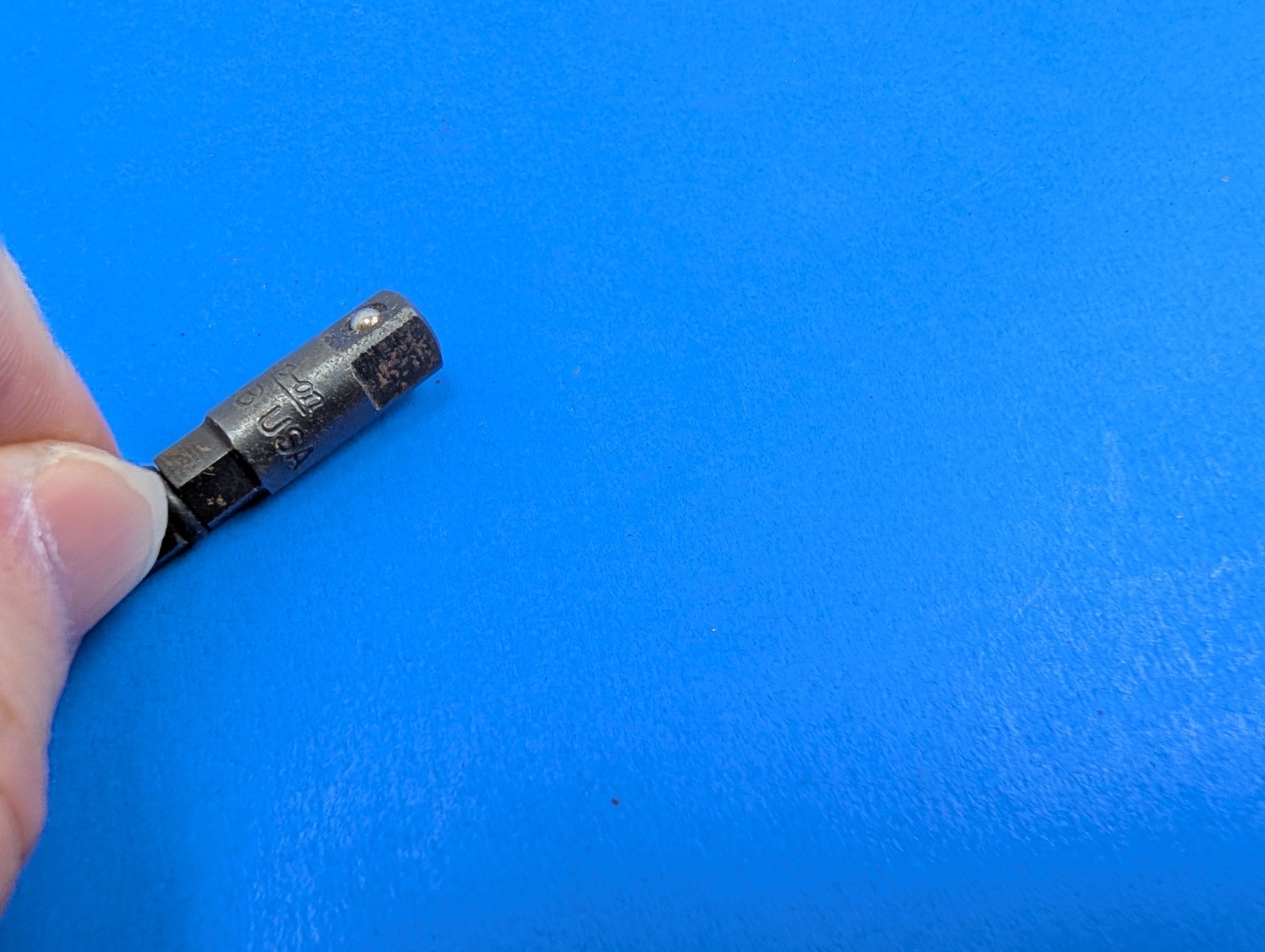 Snap On Tools USA CRD8B 1/4″ Hex to 1/4”Square 1-1/4” Long Socket Adapter