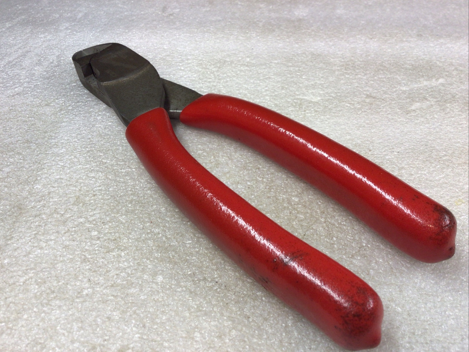 Snap On#87CF – 7-1/2″ Long, Red Soft Grip, Power Edge-Diagonal Cutters-USA-NICE