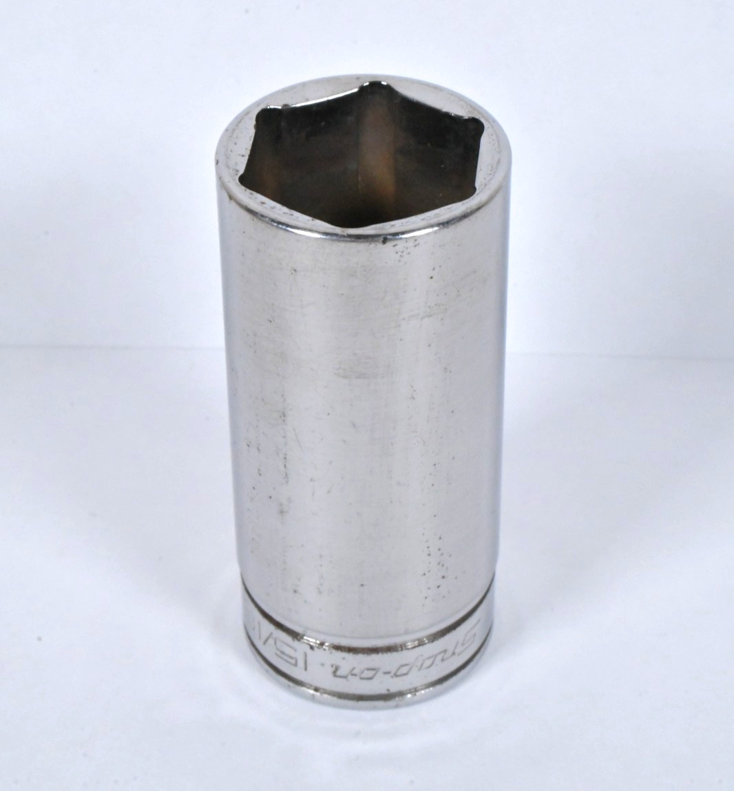 Snap-On SFS301 15/16″ SAE 3/8″ Drive 6-Point Deep Socket Chrome