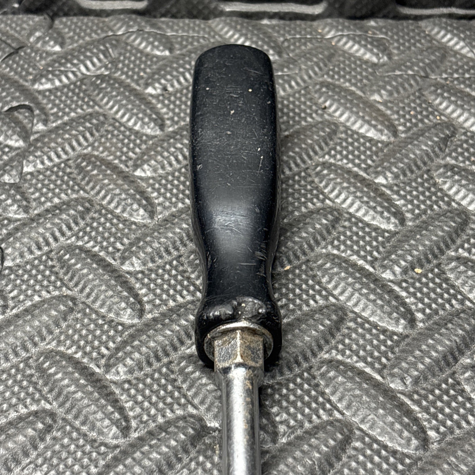 Snap On SSD 8 Flat Slotted Screwdriver Black Handle Mechanic Hand Tool USA