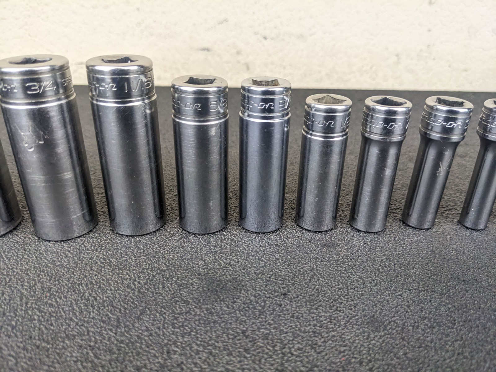 #bm403 Snap on Tools 211SFSY 3/8″ Drive Deep Chrome Socket Set Socket Set