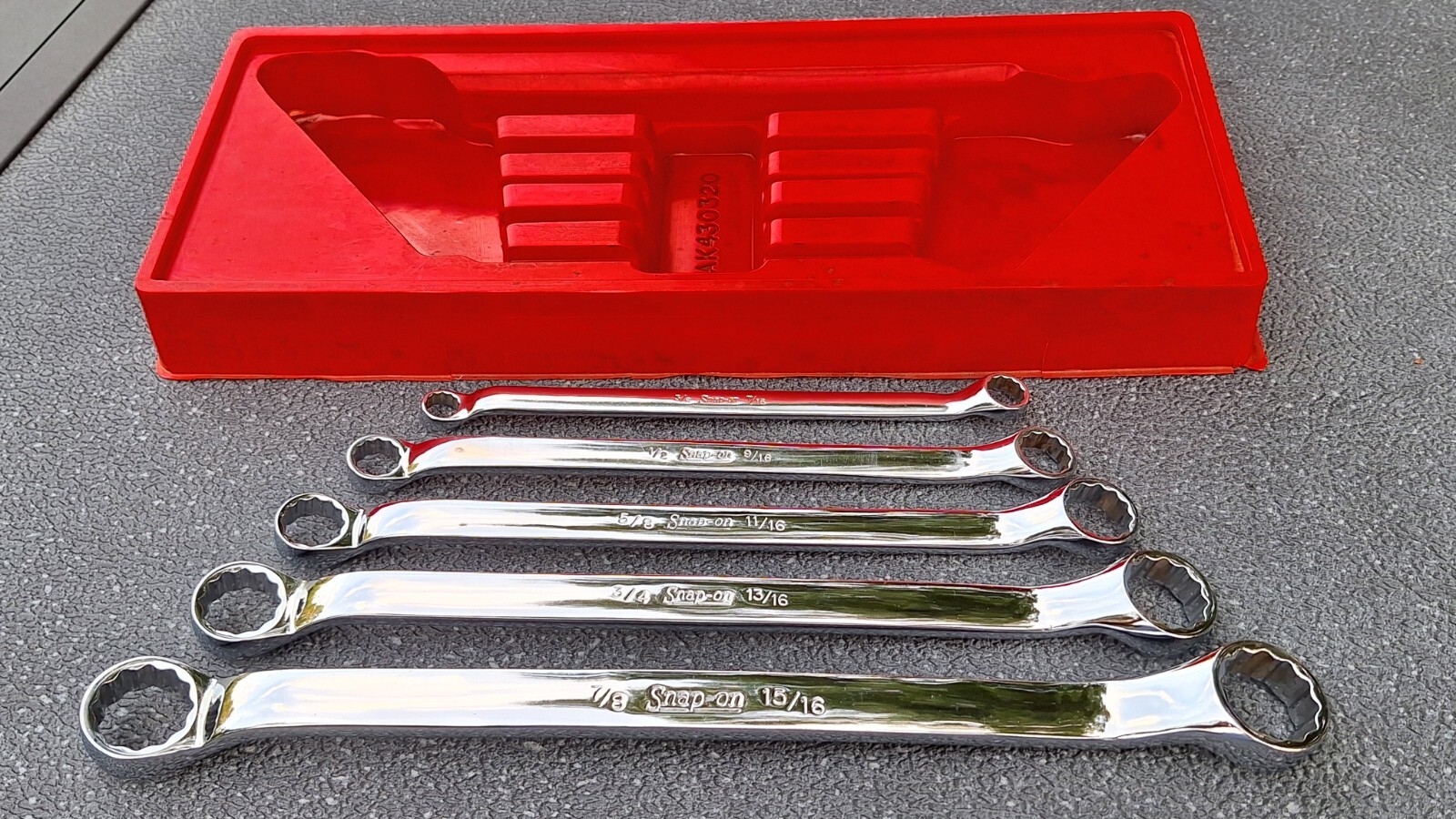 NOS*** UNDERLINED Snap On XB605A SAE 5-pc Offset Double Box Wrench Set w/ Tray