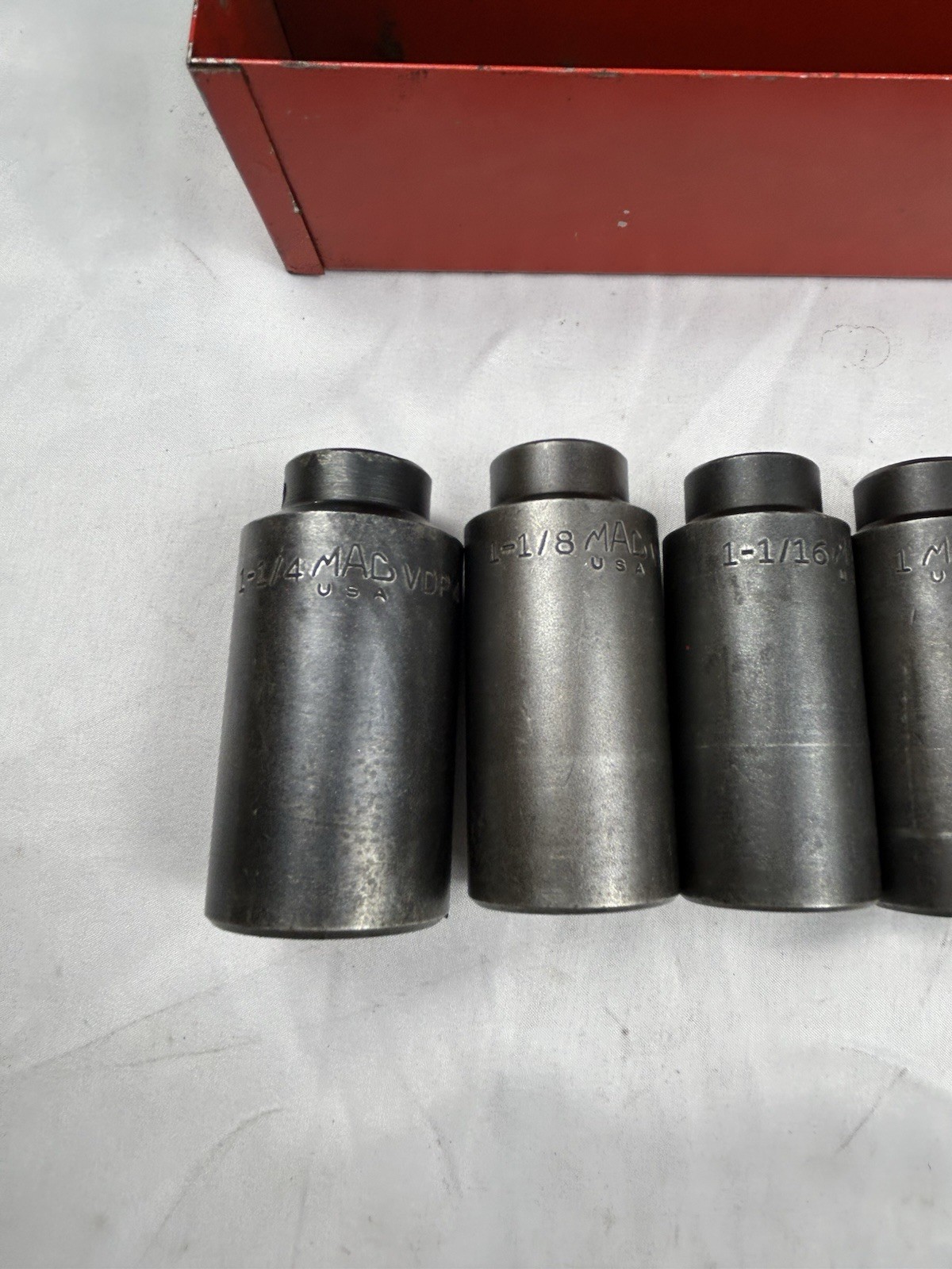 MAC TOOLS 13 PC 1/2 DRIVE SAE DEEP IMPACT 6 PT SOCKET SET 7/16 – 1-1/4 Read
