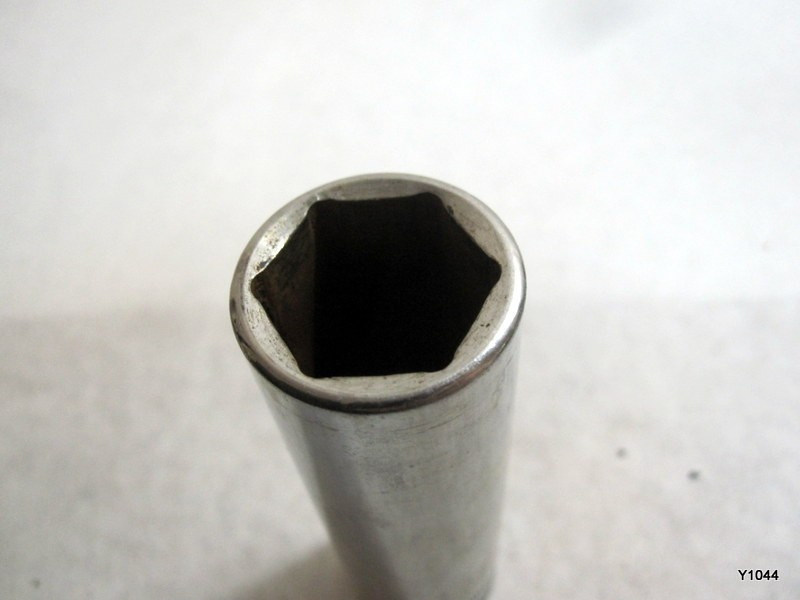 1/2 Drive 18mm Chrome Snap On Socket TSM18