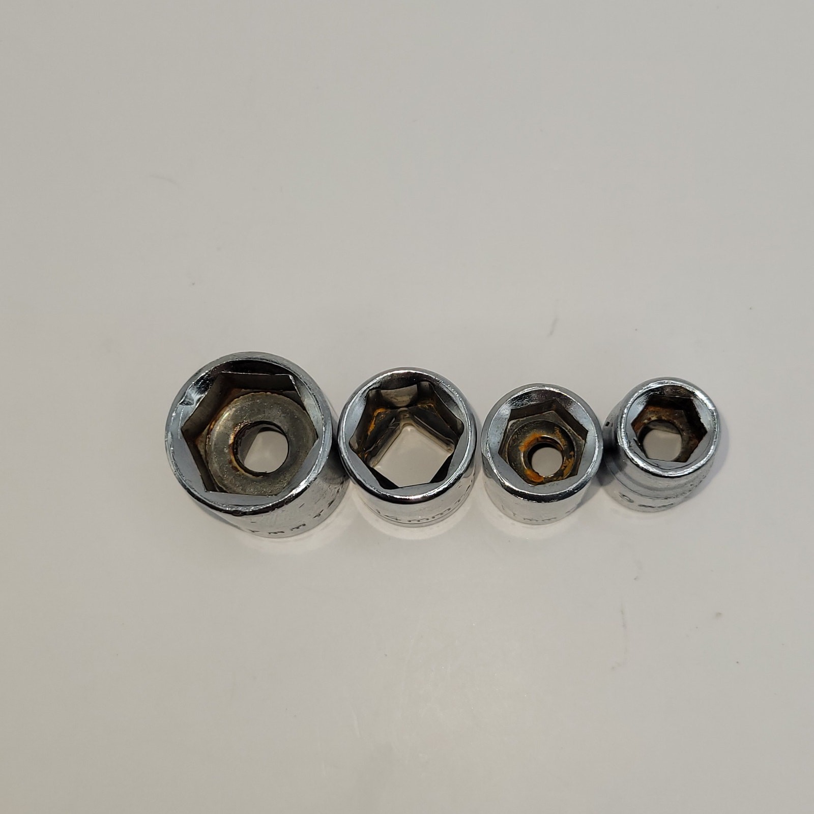 4 X 3/8″ drive sockets 6 Point Metric 17mm 14mm 11mm 9mm Taiwan