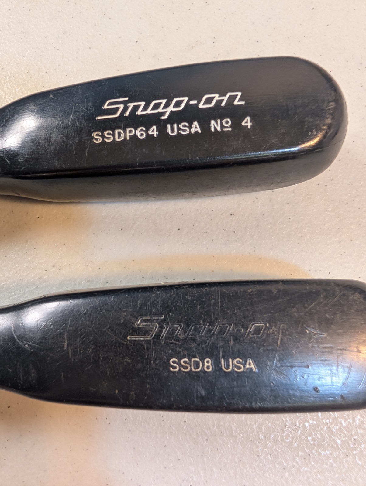 Snap-On SSDP64 #4 Phillips Screwdriver & SSD8 Flat Slotted Black Hard Handle USA