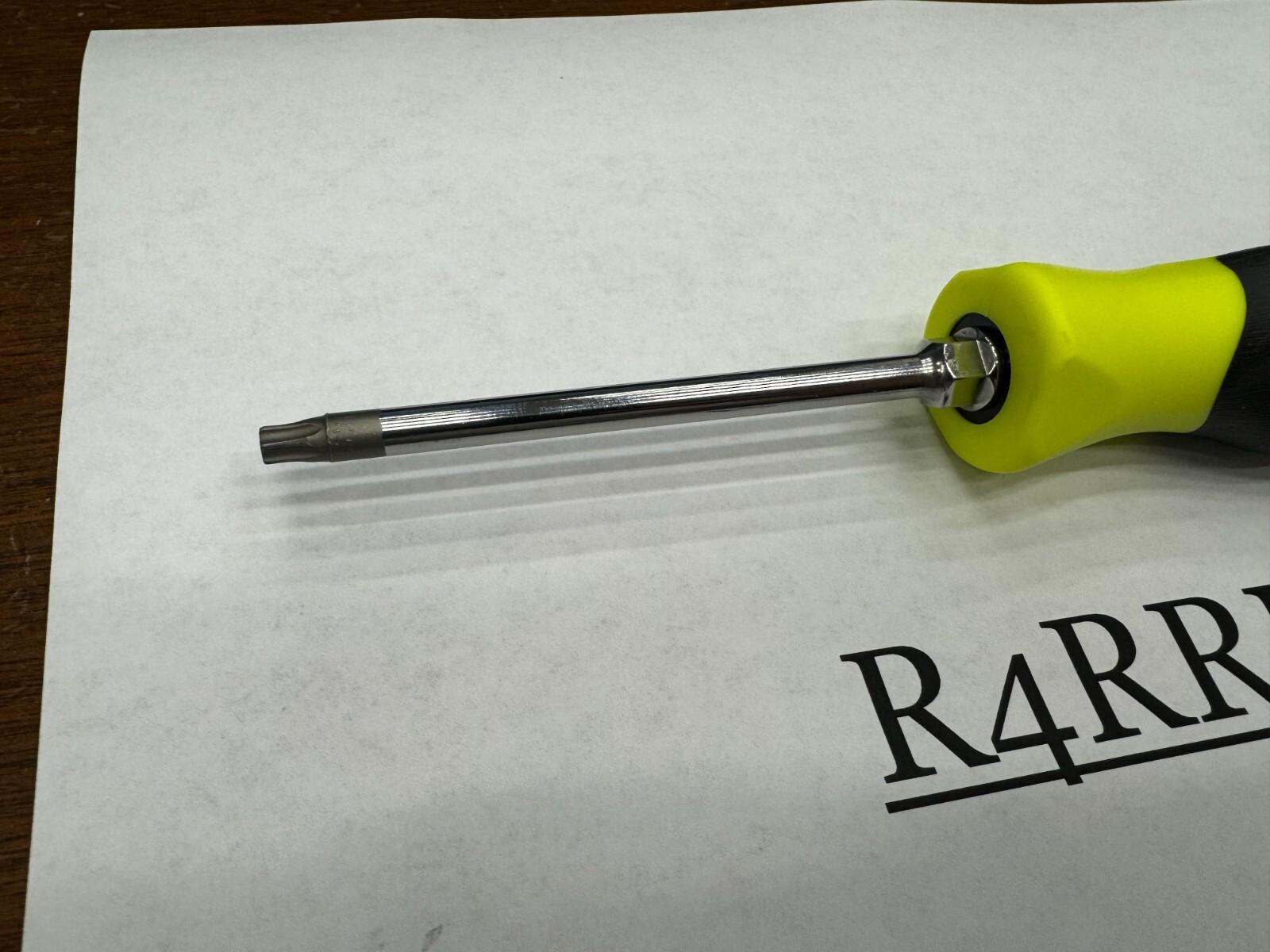 Snap-on Tools USA NEW HI-VIZ Soft Grip T30 Torx Screwdriver SGDTX430BHV