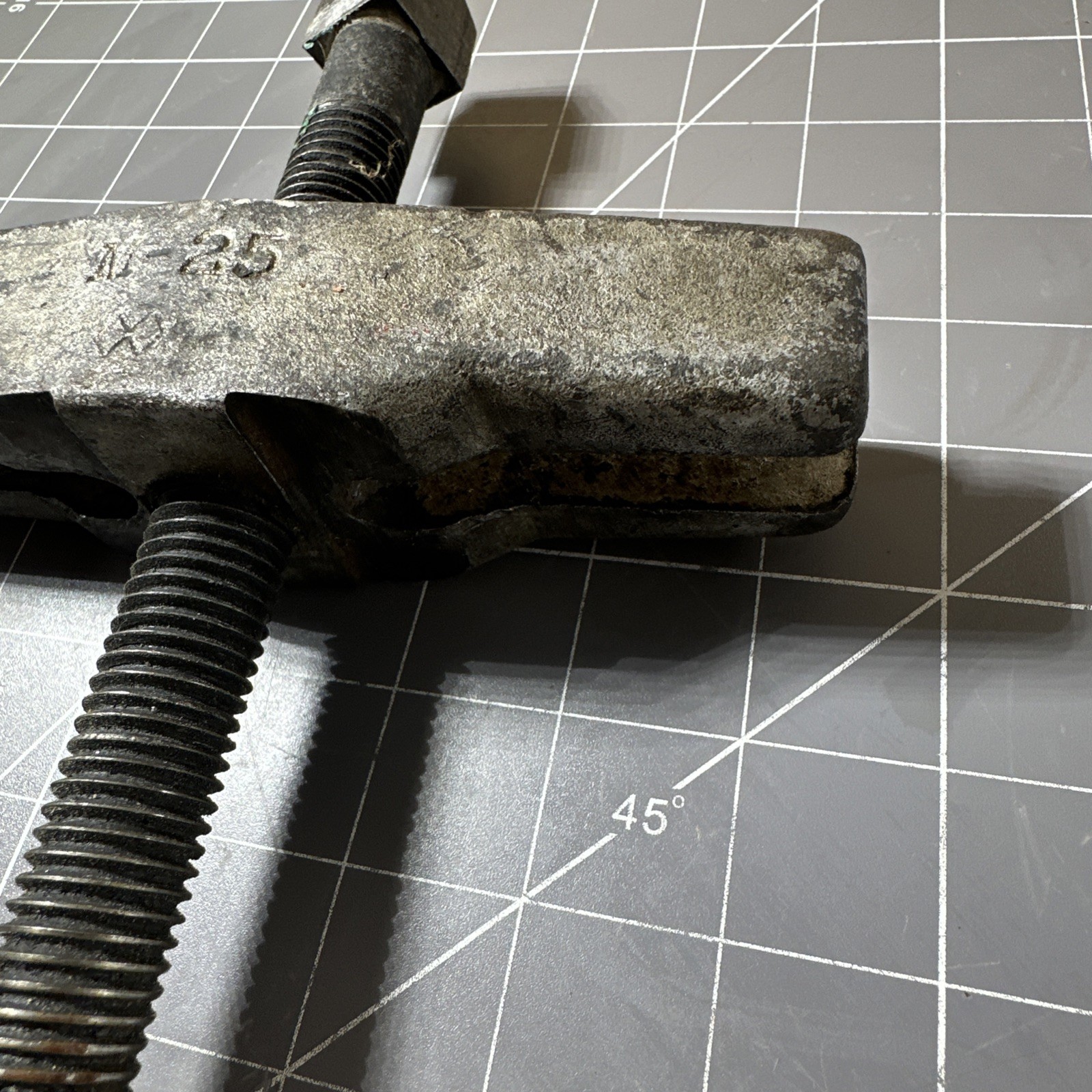 ARMSTRONG-USA M25 Bearing Gear Separator Puller Older Vintage