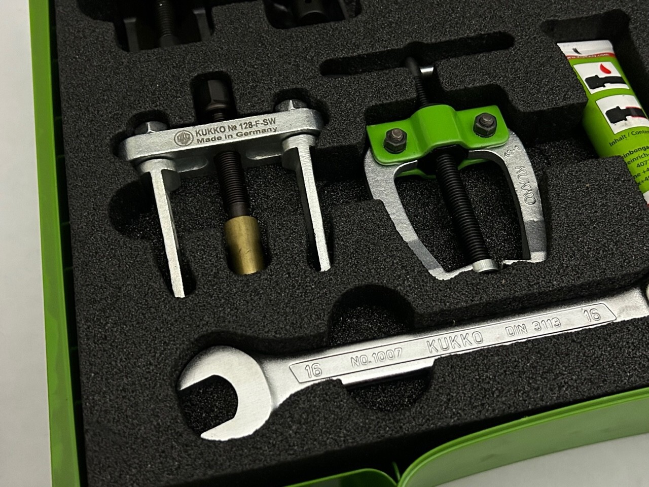 Kukko New 10 Piece Manuel Universal Wiper Arm Puller Set K-142/6 GERMANY w/ Case