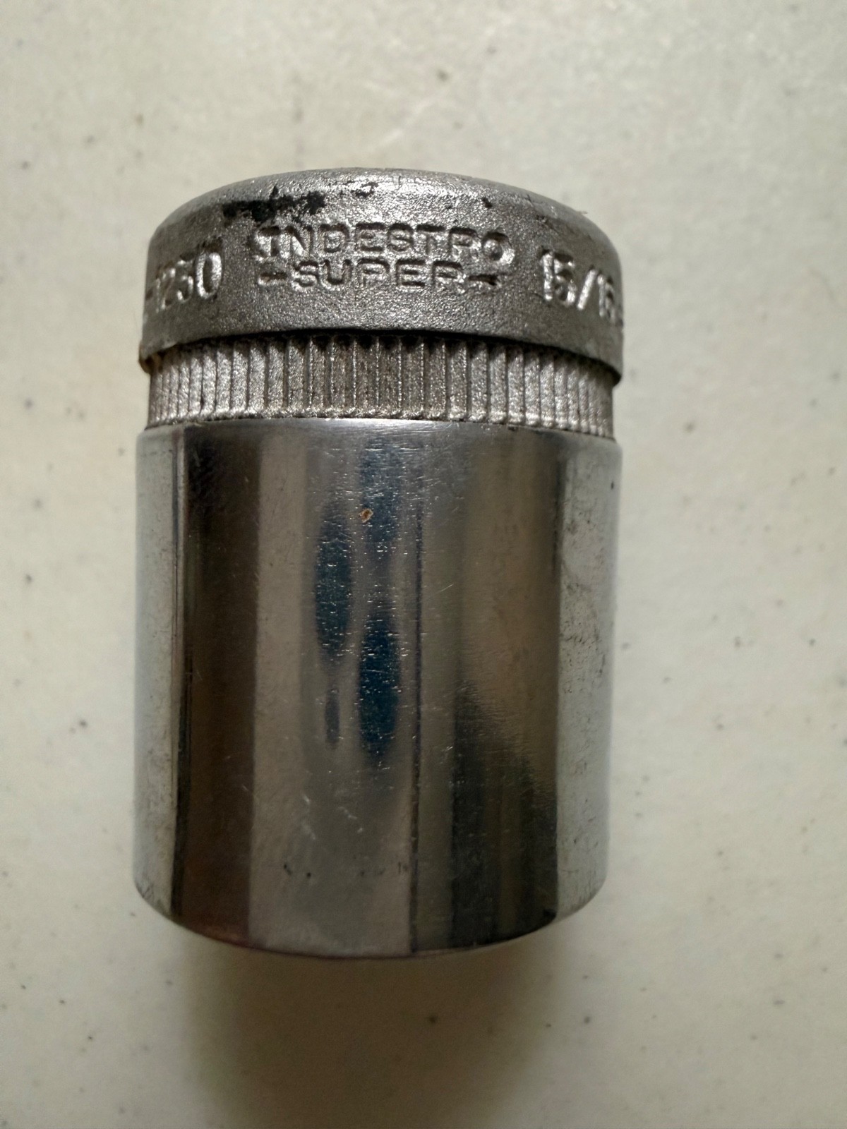 Vintage Indestro Super ,9 Sockets, 1/2″ Drive Ratchet & Breaker Bar, Good Cond