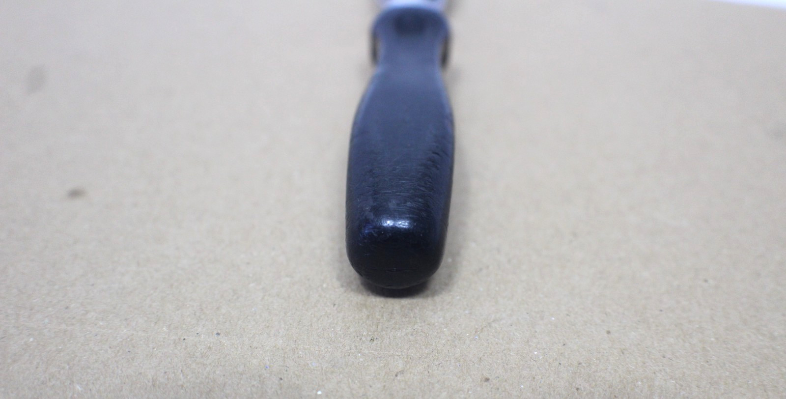 SNAP-ON MODEL FK835 (3/8″ DRIVE) FLEX-HEAD RATCHET BLACK HARD HANDLE