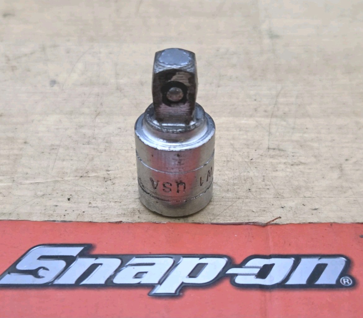 Snap On FXW1 – 3/8″ Drive 1-1/2″ Long Friction Ball Wobble Extension