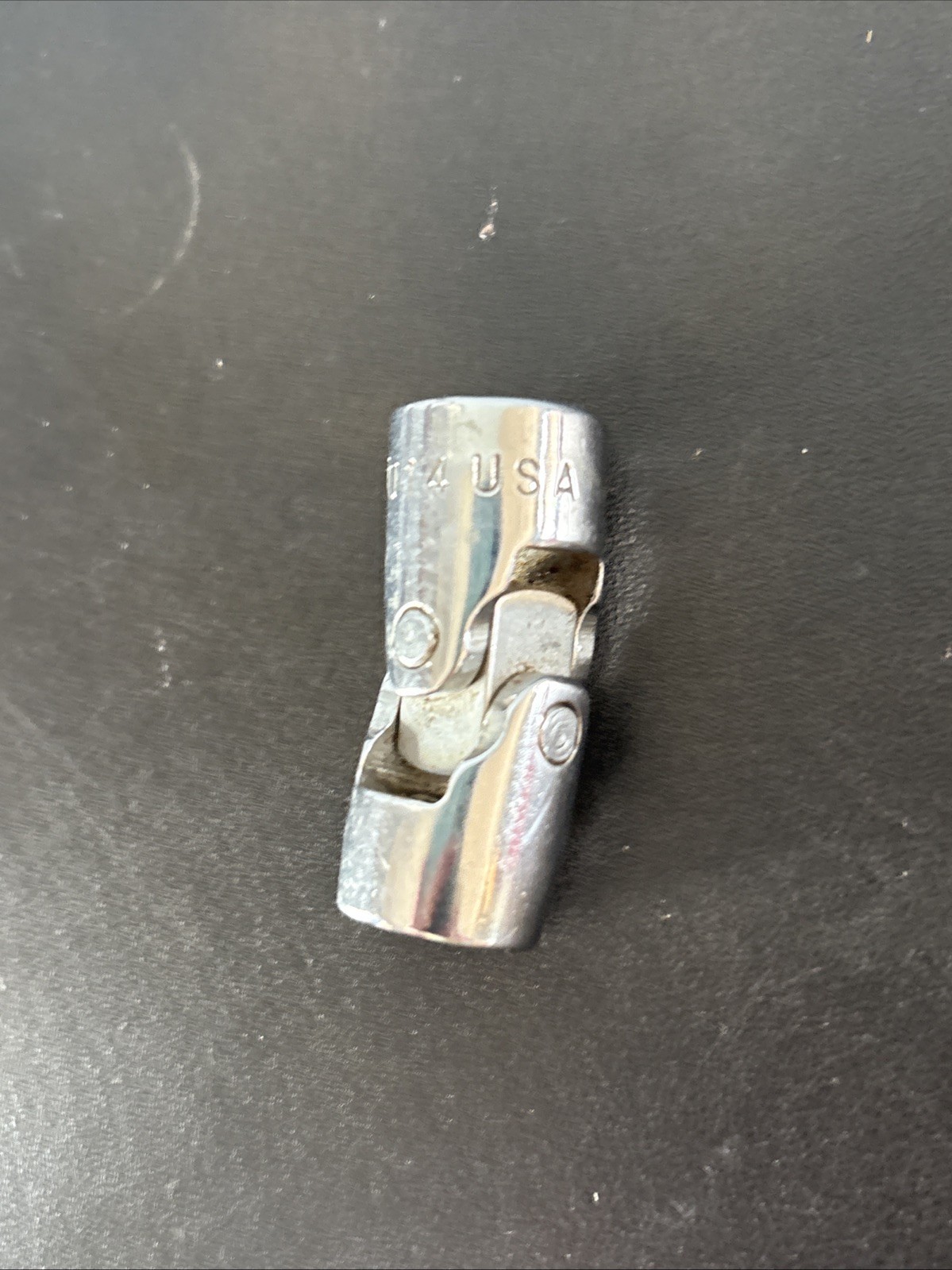 Snap On Tools FVU14 7/16″ SAE Shallow Universal Socket 3/8″ Drive 12 Point USA