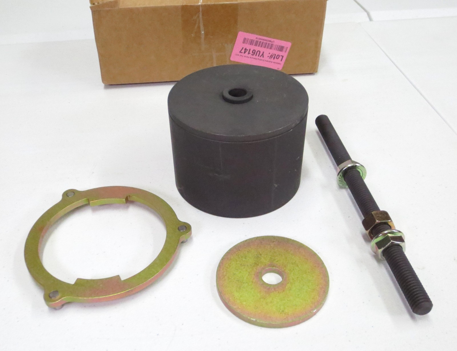 Subframe Bushing Removal Puller Tool for BMW E82 E84 E87 E88 E90 E91 E92 E93 M3