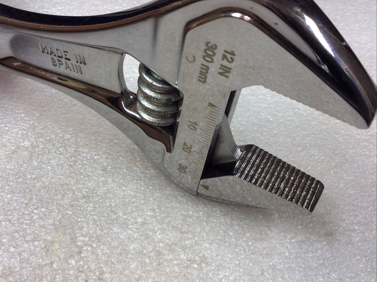 Snap On FADH12B – Flank Drive+ Adj. Wrench, 12” or 300mm, Red Soft Grip-USA-NICE