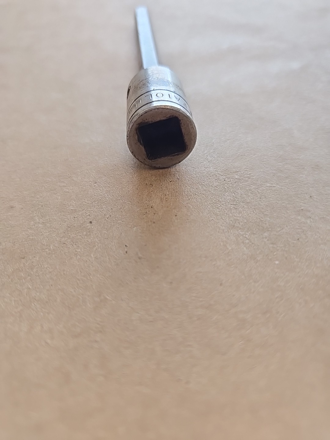 Snap On 3/8″ Drive 5/16″ SAE Long Hex Bit Driver Socket For Parts FA10L