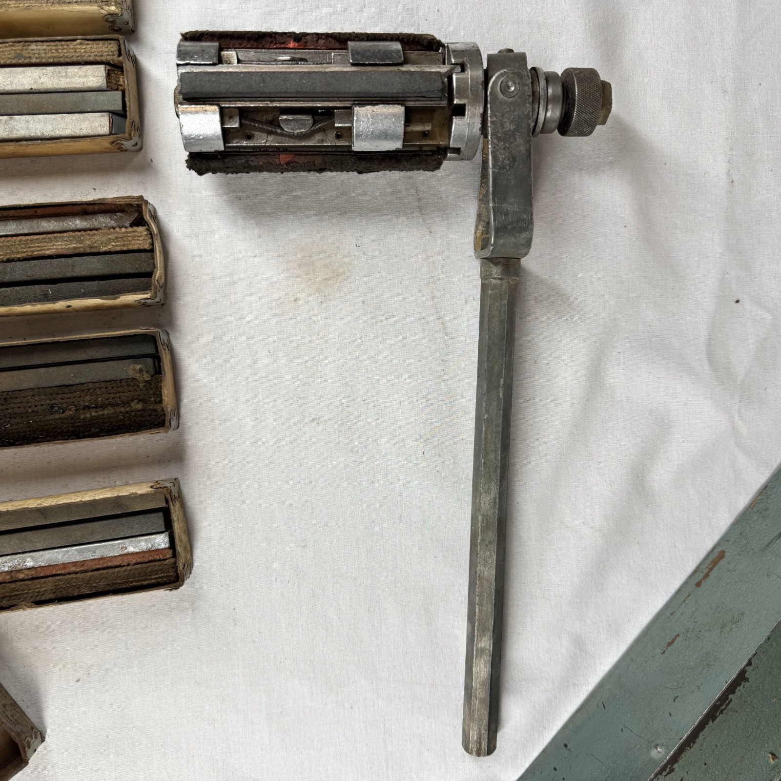 Lisle Corp Engine Cylinder Hone Model CHJ Kit