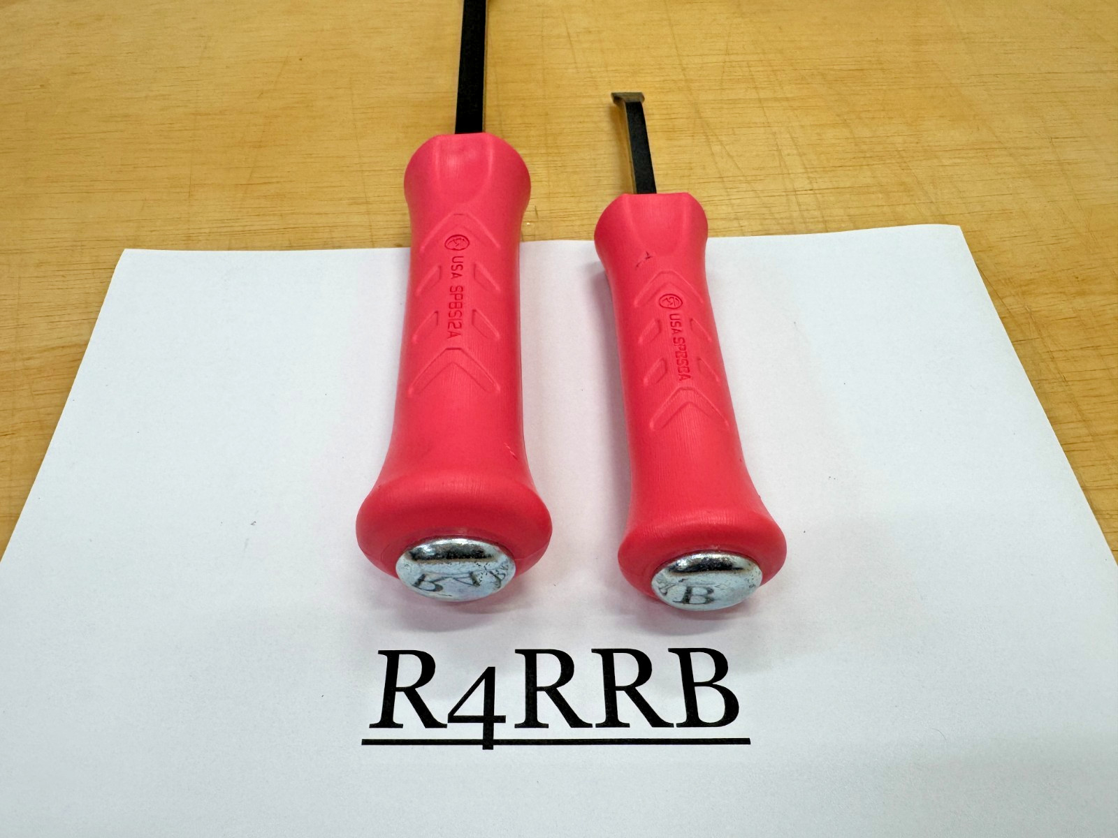Snap-on Tools USA NOS PINK Hard Grip 2pc Angled Striking Pry Bar lot set DINGED