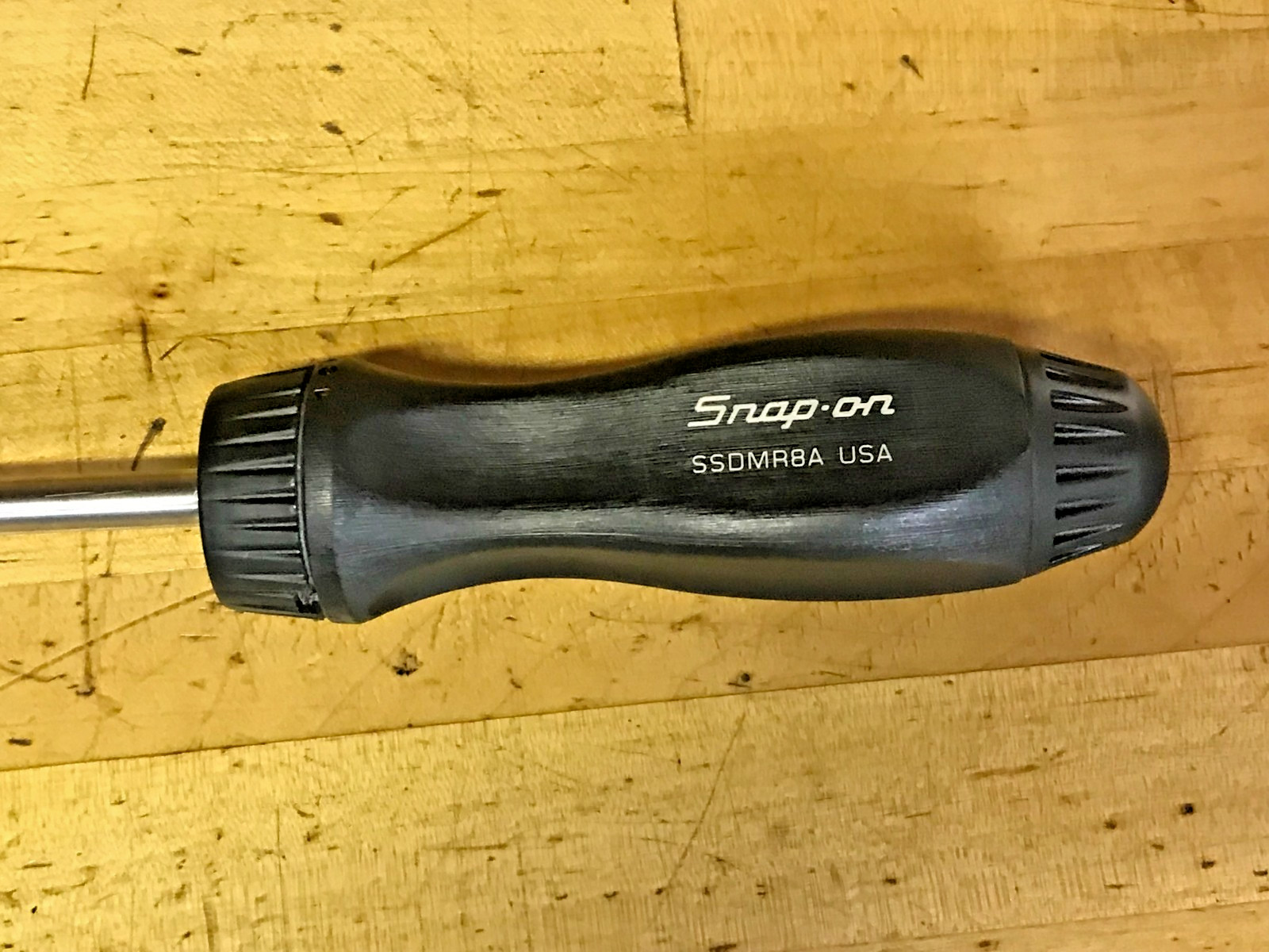 New Snap on SSDMR8A Ratcheting Magnetic Nos Screwdriver with Bits