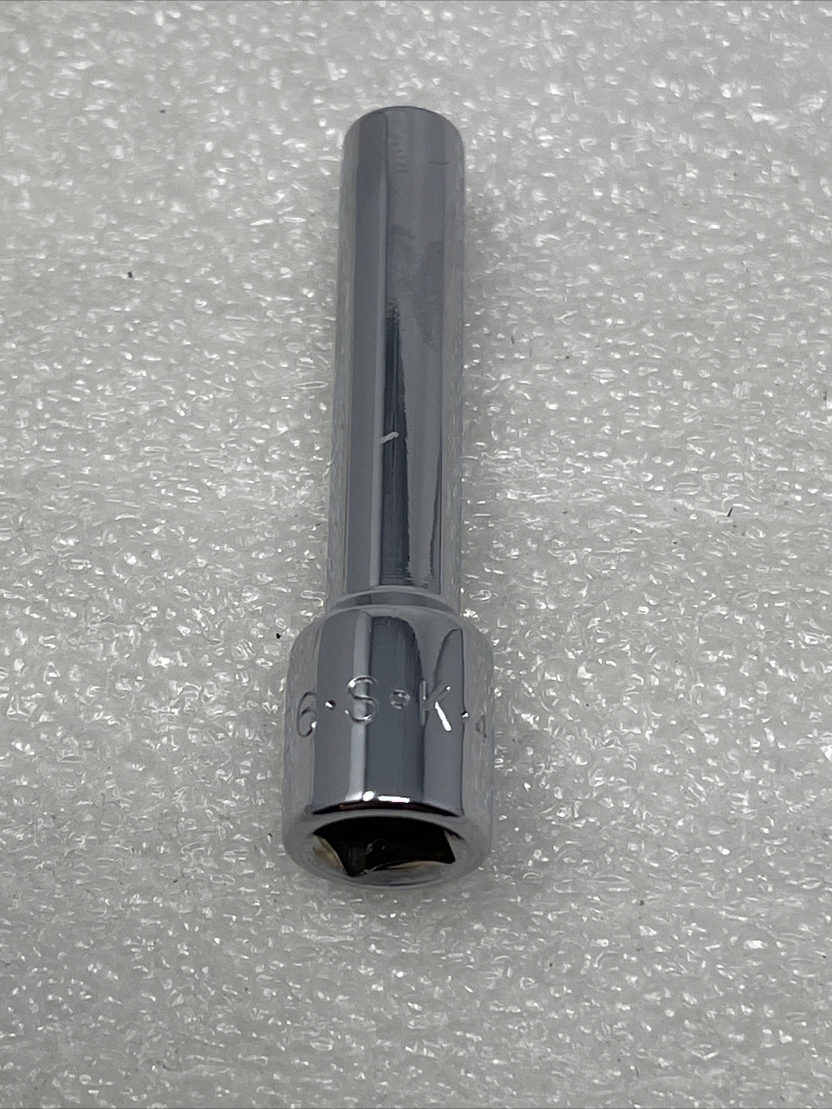 E6 SK Hand Tools 44956, 1/4″ Drive Metric Deep Female Inverted Torx Socket, USA