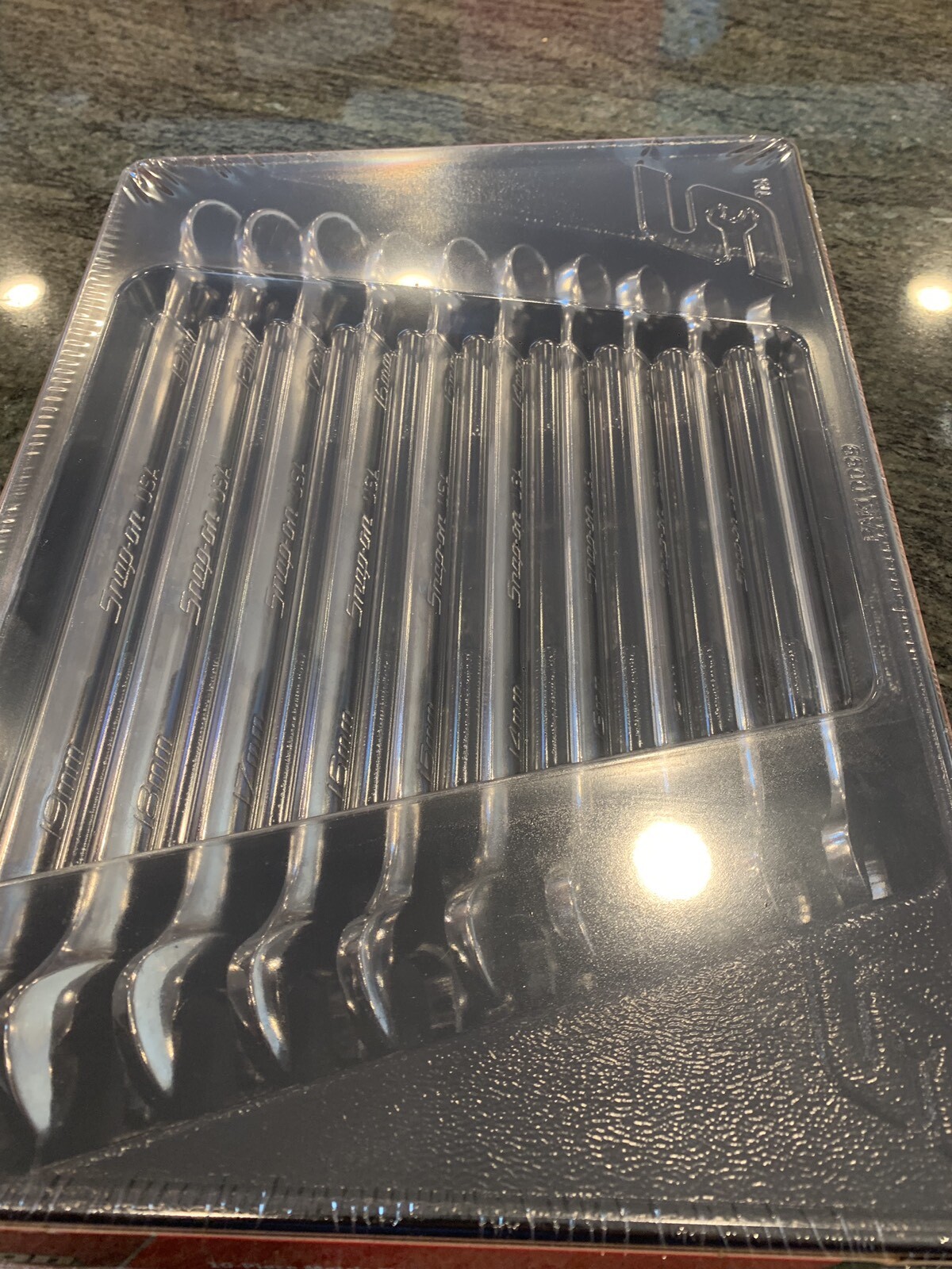 Snap-On soexm710 10-piece metric flank drive plus combination wrench set