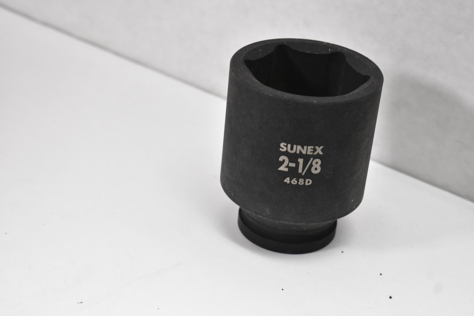Sunex Tools 468D 2-1/8 in SAE Deep Impact Socket 3/4 in Drive 6-Point Deep Well