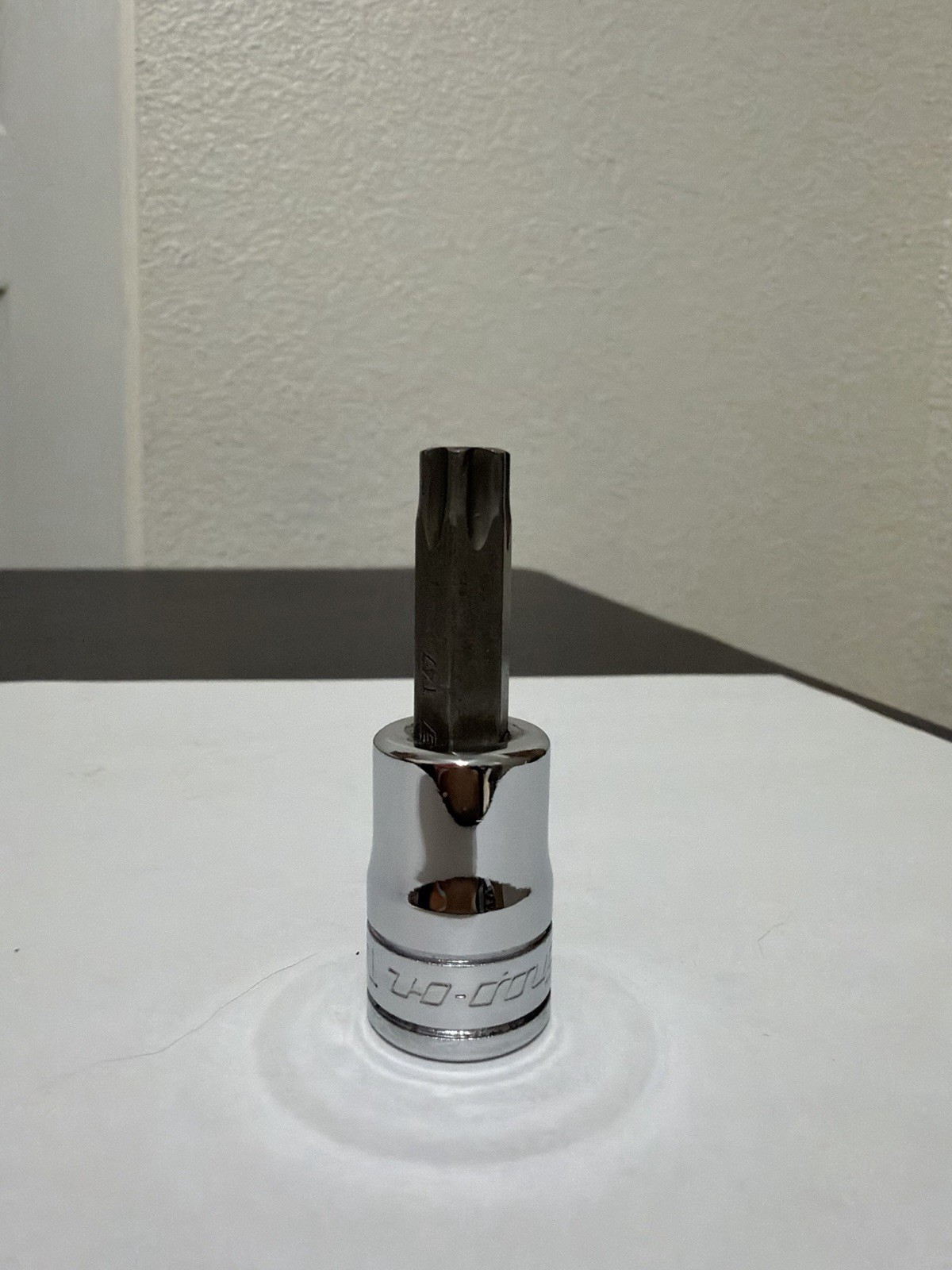 Snap On Tools 3/8″ drive torx bit socket USA T47 FTX47E
