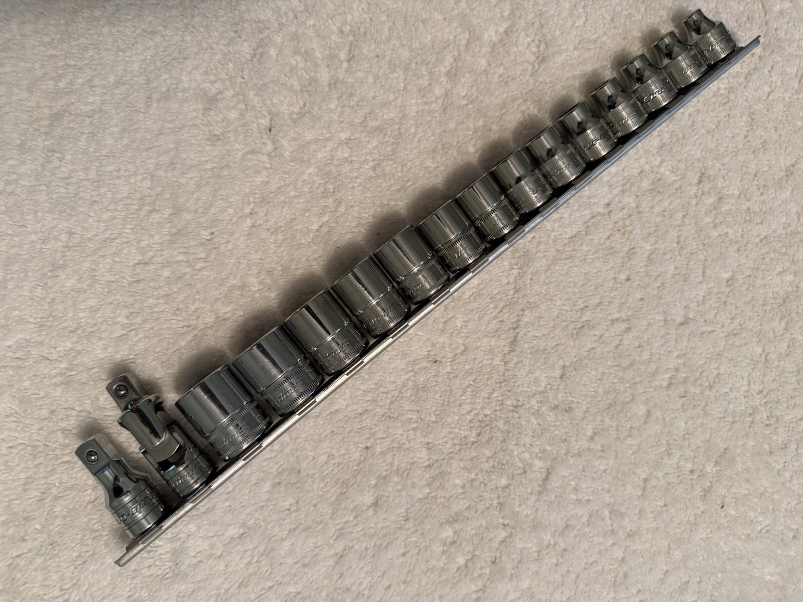 Snap-on Tools USA 3/8″ Drive Shallow Metric 6pt Socket Set 215FSMY + Bonus pcs
