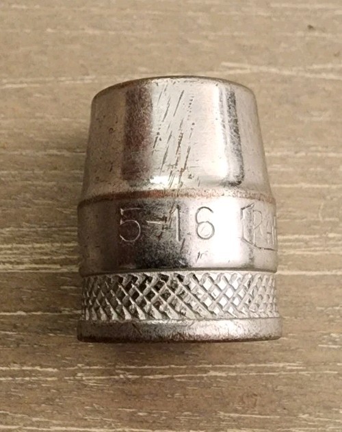 Craftsman USA 5/16″ (5-16) Socket 8 Point Star 3/8″ Drive BE Series Long C