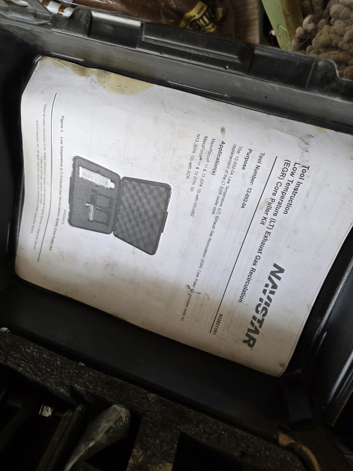 Navistar Low Temp EGR Core Puller 12-892-04