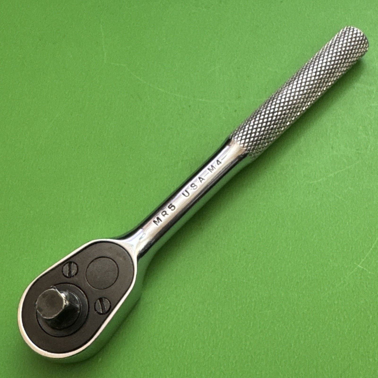 MAC Professional Tools USA 1/4″ Drive 4.75″ Long Knurled Pear-Head Ratchet MR5