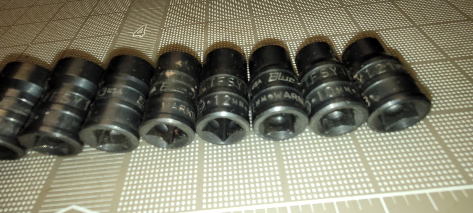 TFSY 13 pc 3/8″ Drive Metric / SAE Shallow Twist Impact Socket Set Blue-Point