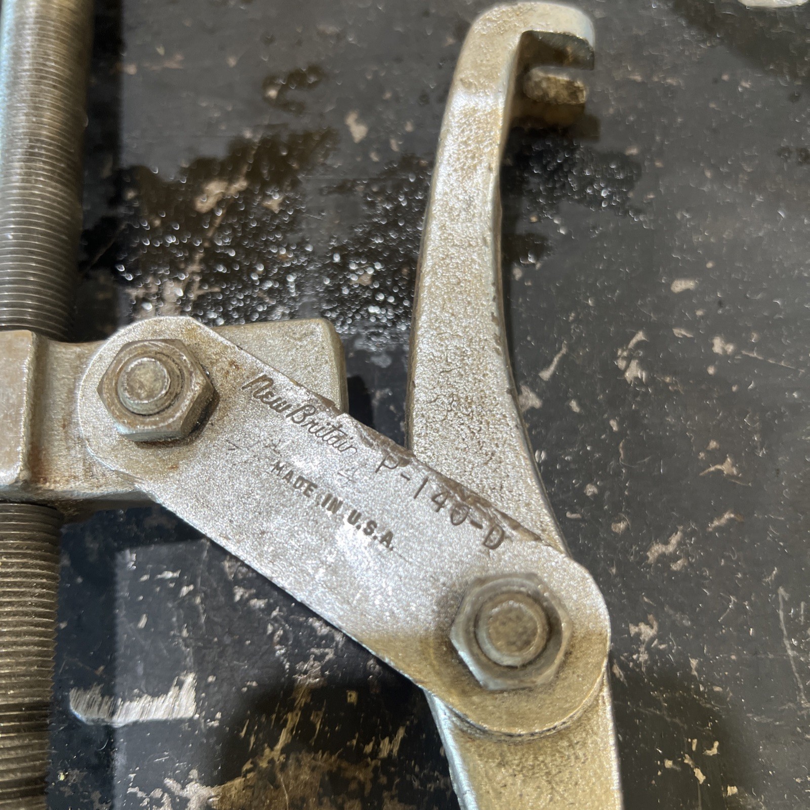 New Britain Tools P-140-D Vintage 2-Jaw Gear Puller Remover Reversible Tool USA