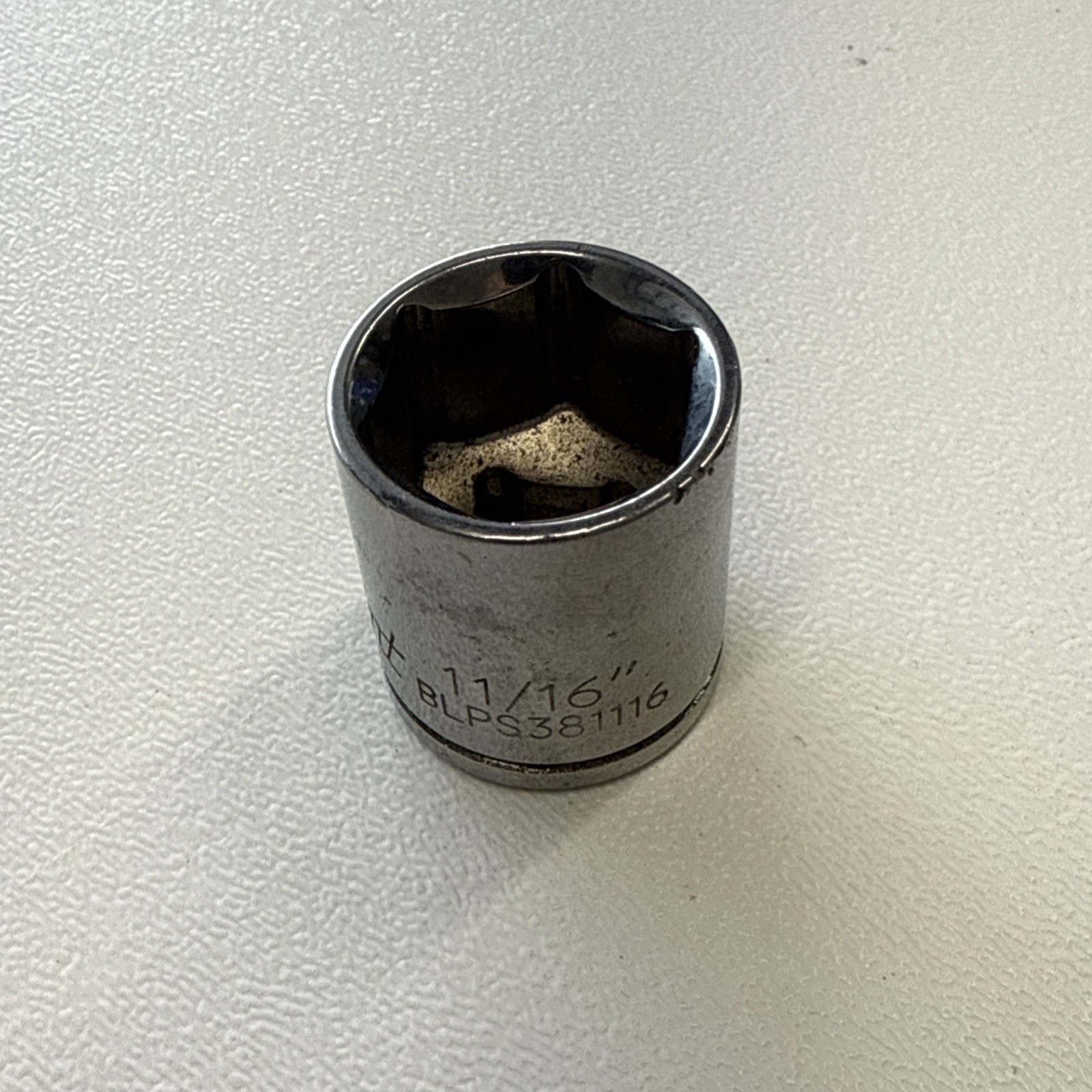 Blue-Point BLPS38 1116 by Snap on 11/16″ Sha1low Socket 3/8″ Drive 6-Point USA