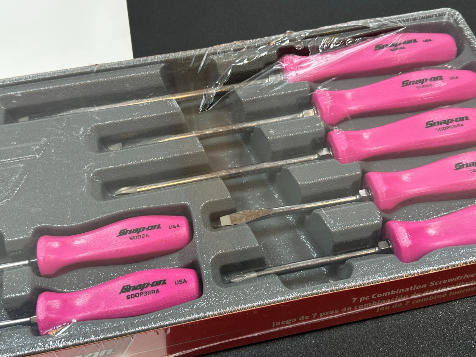 NEW Snap-on Tools 7pc LIMITED ELECTRIC PINK Hard Grip Screwdriver Set, SDDX70AEP