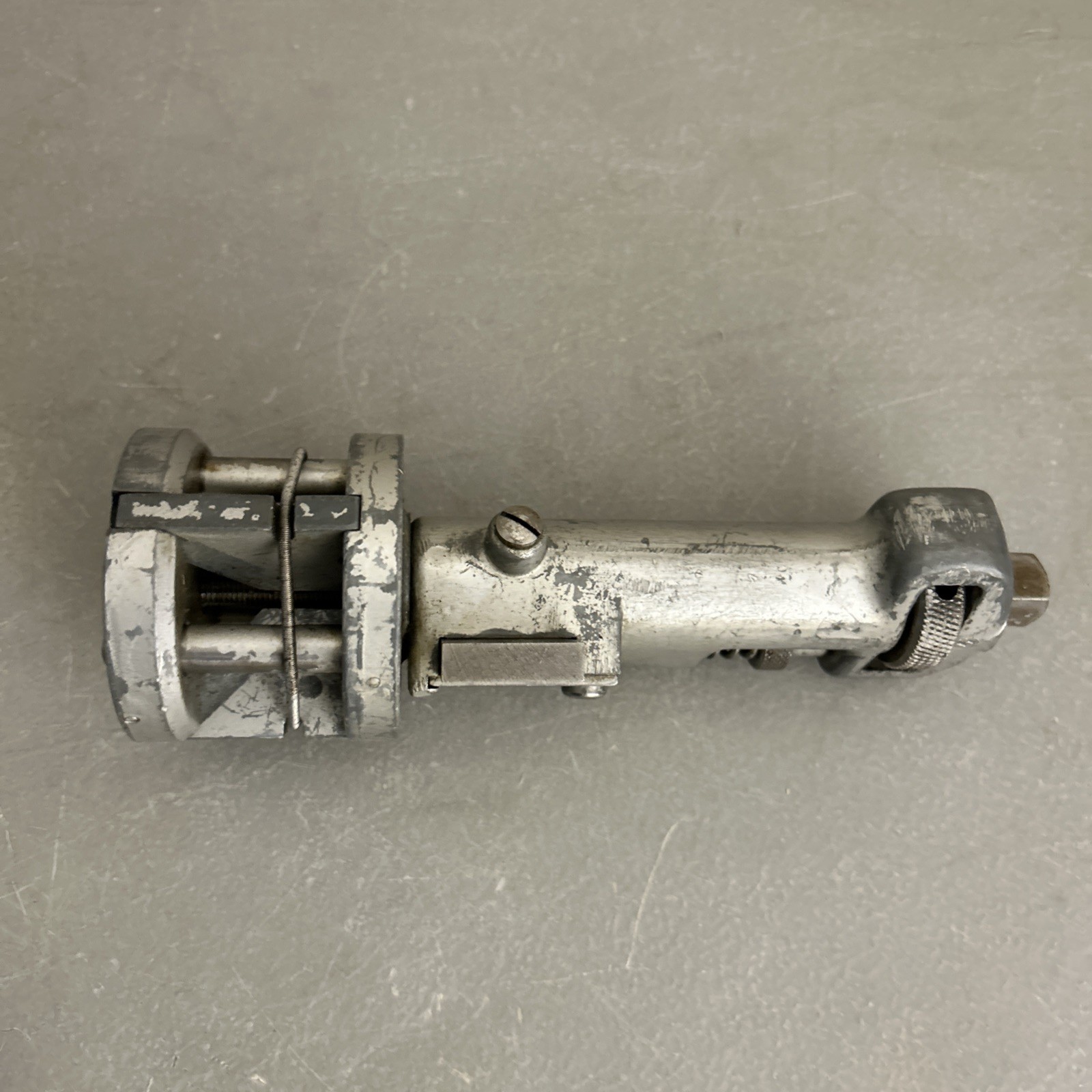 VINTAGE AMMCO RIDGE CYLINDER RIDGE HAND REAMER