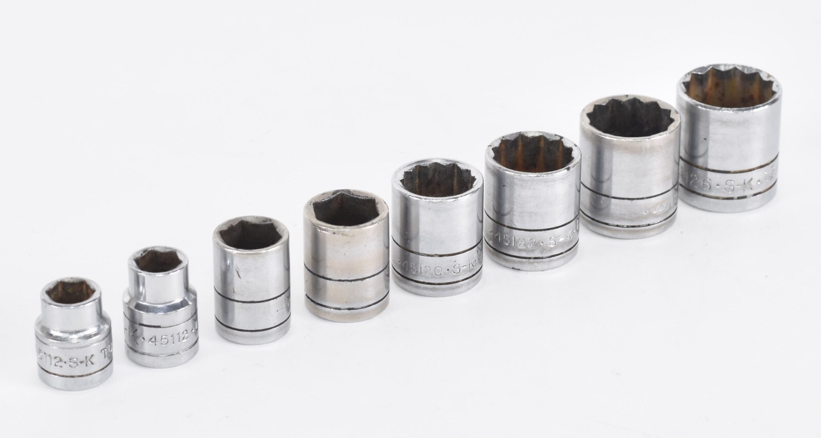 SK Tools 3/8″ Standard 45170 Ratchet with 45112-45126 Series Socket Set Box E11