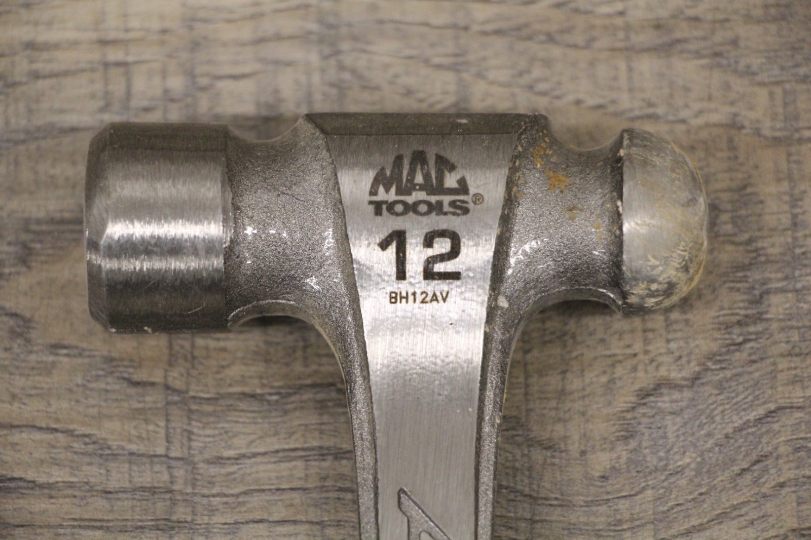 Mac Tools AntiVibe Ball Peen Hammer – 12 oz. BH12AV