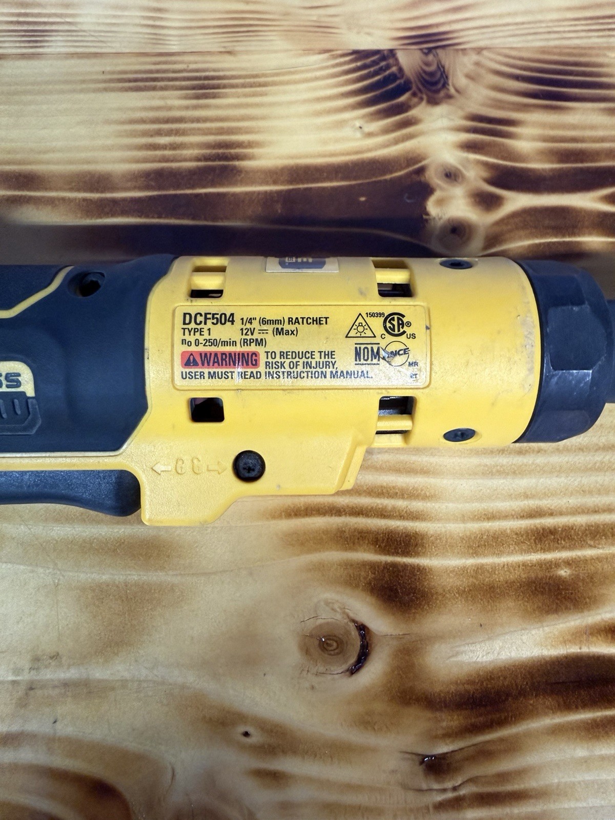 DEWALT DCF504B Brushless 1/4″ (6mm) 12V Ratchet with 2 Aftermarket Battery’s