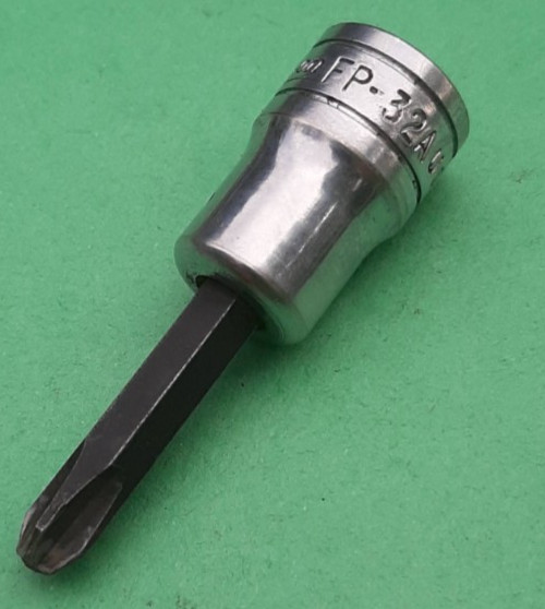 Snap-on Tools USA FP32A 3/8″ Drive #3 PHILLIPS Socket Drive Screwdriver