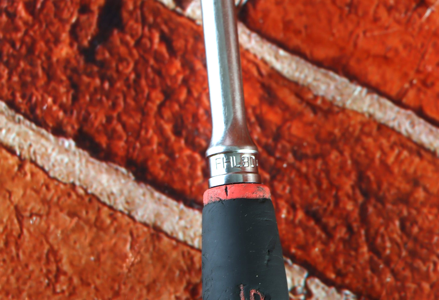 Snap-on Tools USA 3/8″ Drive RED Soft Grip LONG Fixed Head Ratchet FHL80