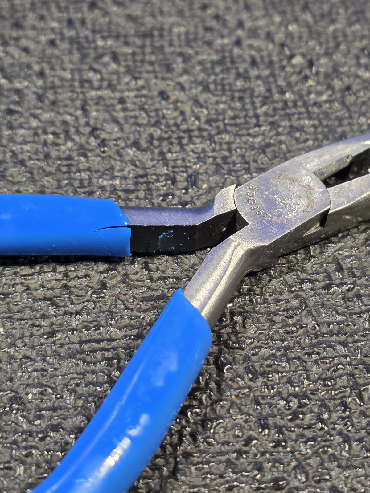 Blue-Point Tools BDG95CMP Mini Needle Nose Pliers Blue See Details